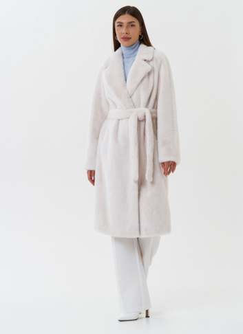 Женское пальто из эко меха с английским воротником