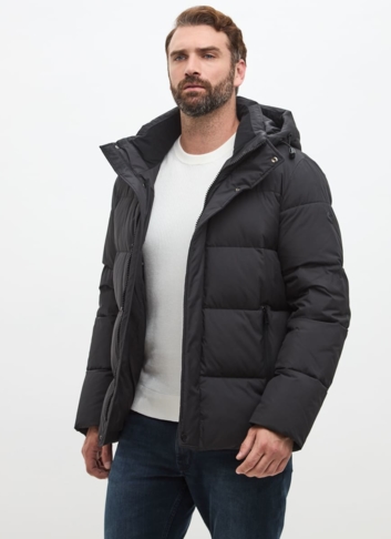 Мужской черный пуховик больших размеров
