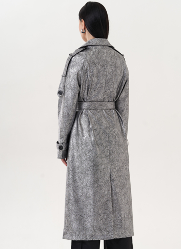 Плащ из эко кожи под серебро