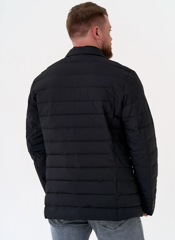 Мужской пуховик со съемной манишкой