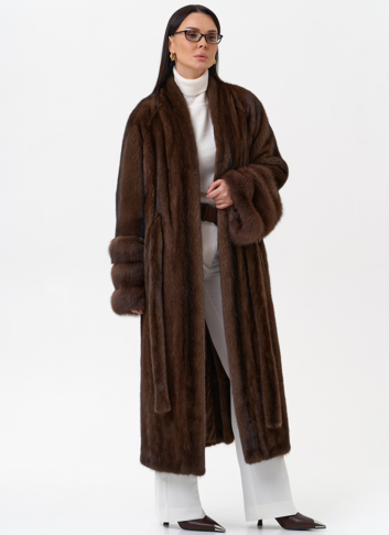 Шуба из скандинавской норки с куницей