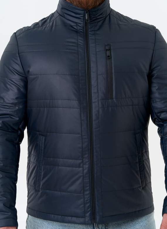 Мужская куртка с воротником стойкой