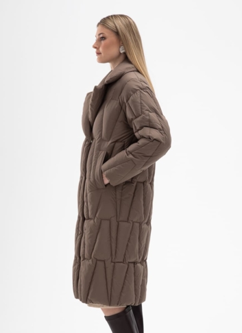 Женский пуховик с английским воротником