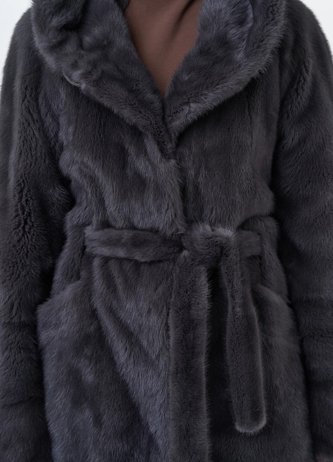 Короткая норковая шуба с капюшоном модель № 29522 универмаг малина