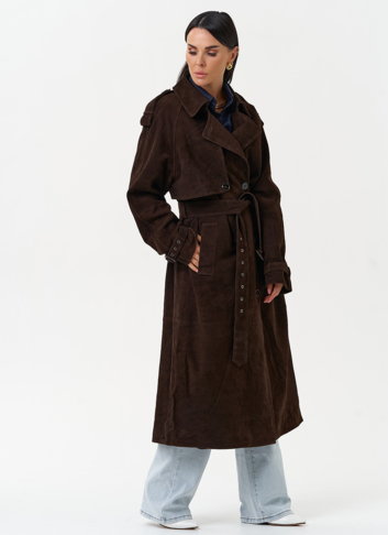 Длинный плащ из натуральной замши коричневого цвета