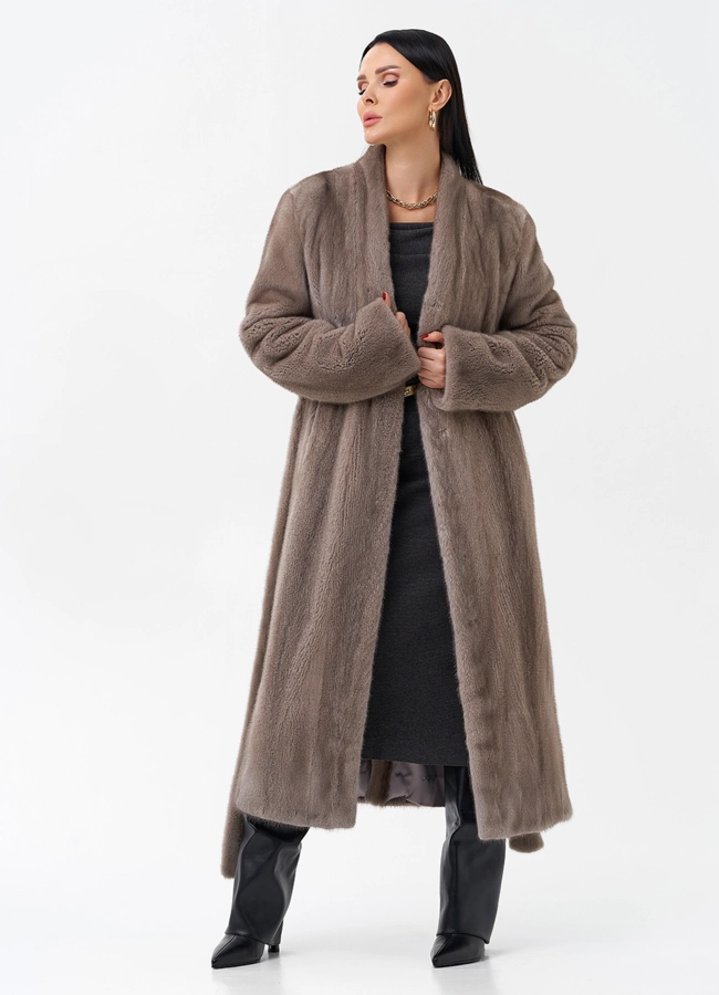 Длинная шуба из норки с поясом модель № 28633 универмаг малина