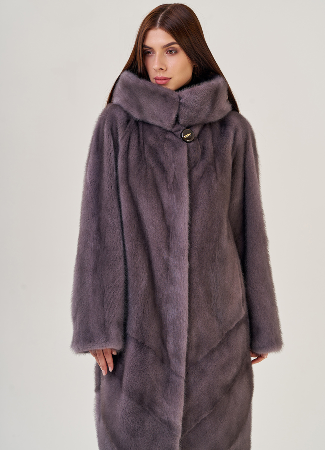 Шуба фиолетового цвета из норки модель № 26003 универмаг малина