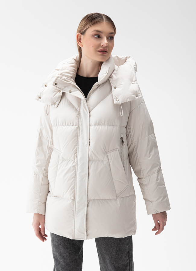 Женский пуховик с капюшоном  модель № 28413 универмаг малина