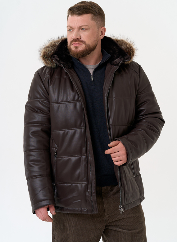 Пуховик из эко кожи с капюшоном из меха енота