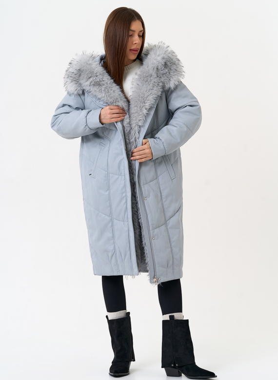 Женский пуховик из эко кожи с отделкой из эко меха