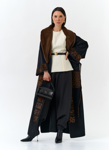 Женское длинное пальто с воротником из меха норки