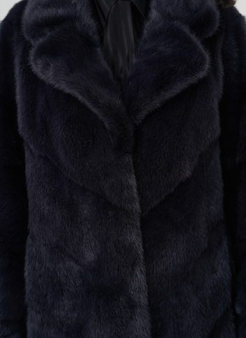 Шуба в цвете графит с английским воротником