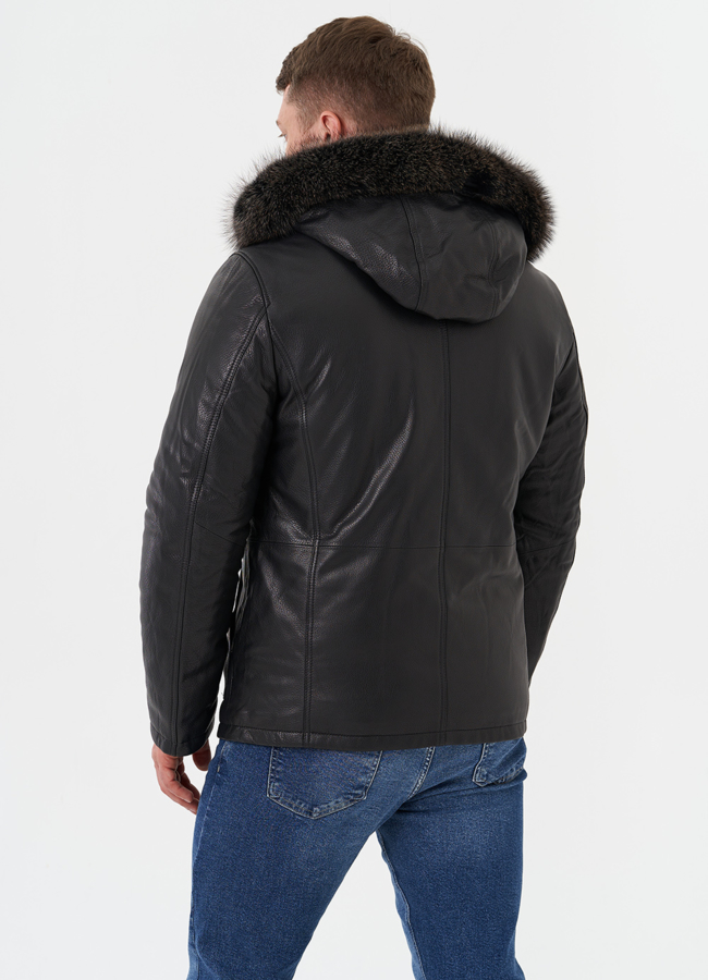 Пуховик из натуральной кожи с мехом енота модель № 25995 универмаг малина