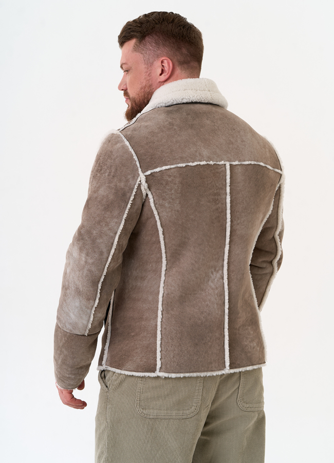 Светлая мужская дубленка модель № 28913 в кредит